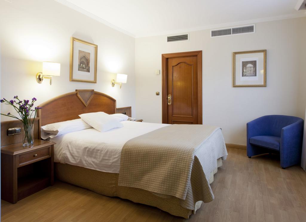 Double or Twin Room,1431882577:JPEG