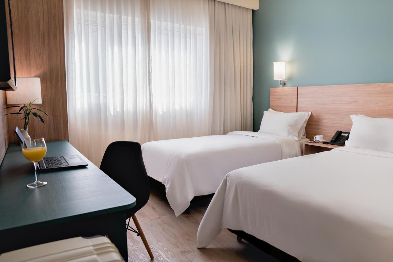 Standard Triple - 1 Queen Bed and 1 Single Bed,1119192879:JPEG