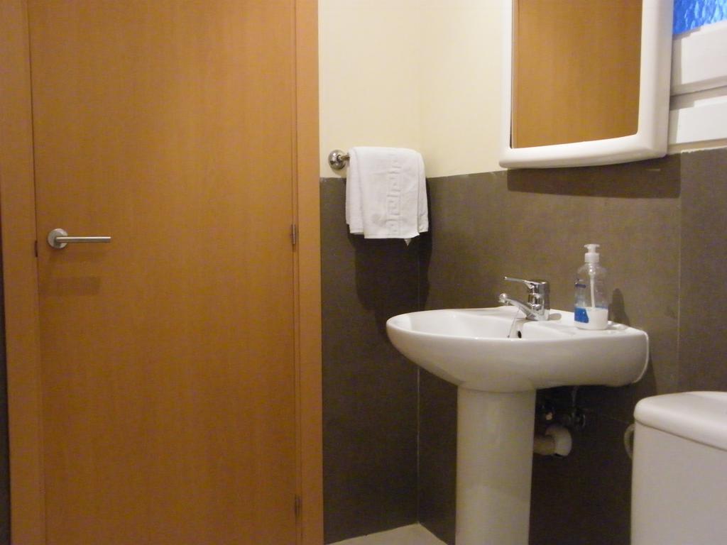Triple Room,112259475:JPEG