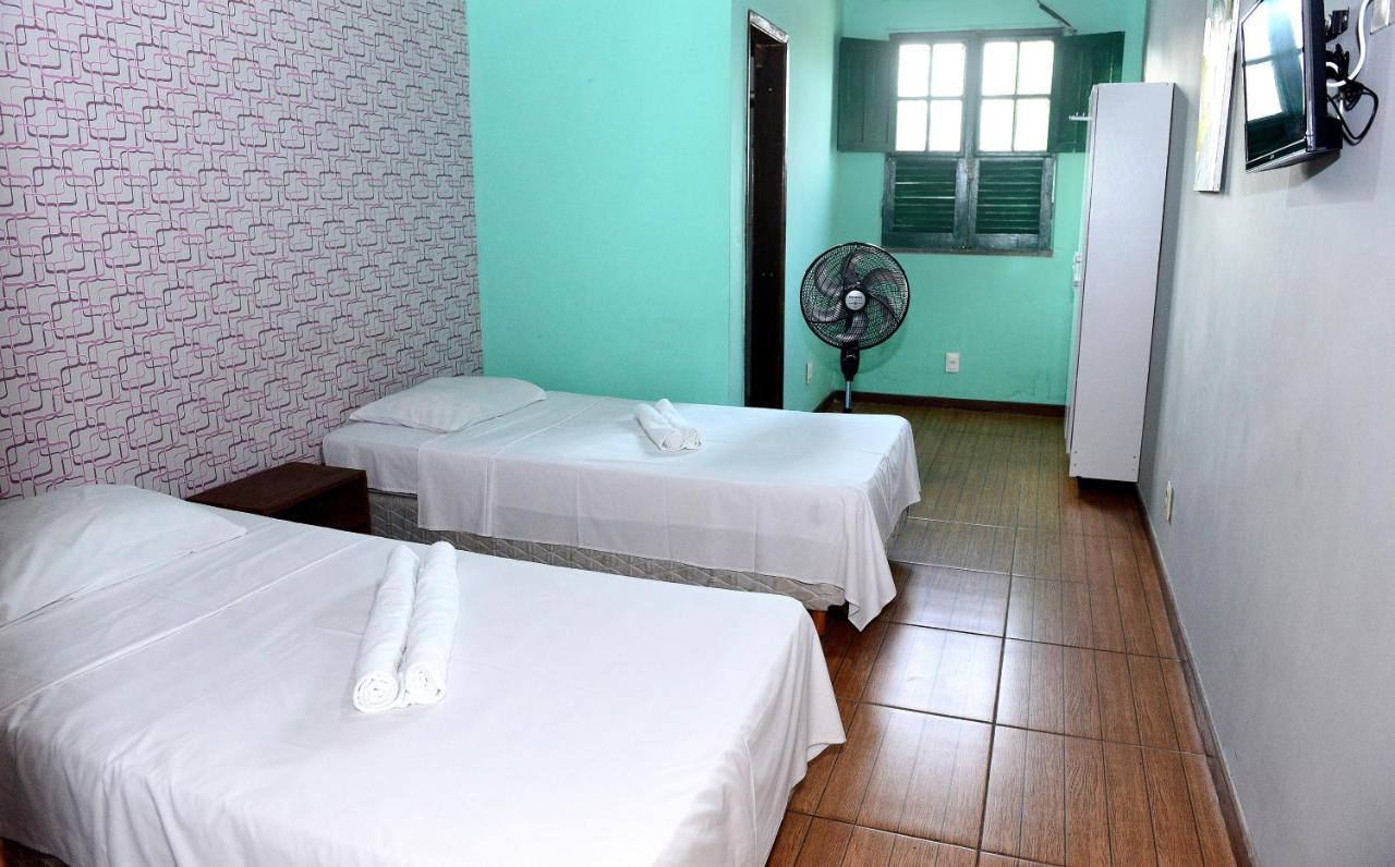 Twin Room fan,1076956462:JPEG