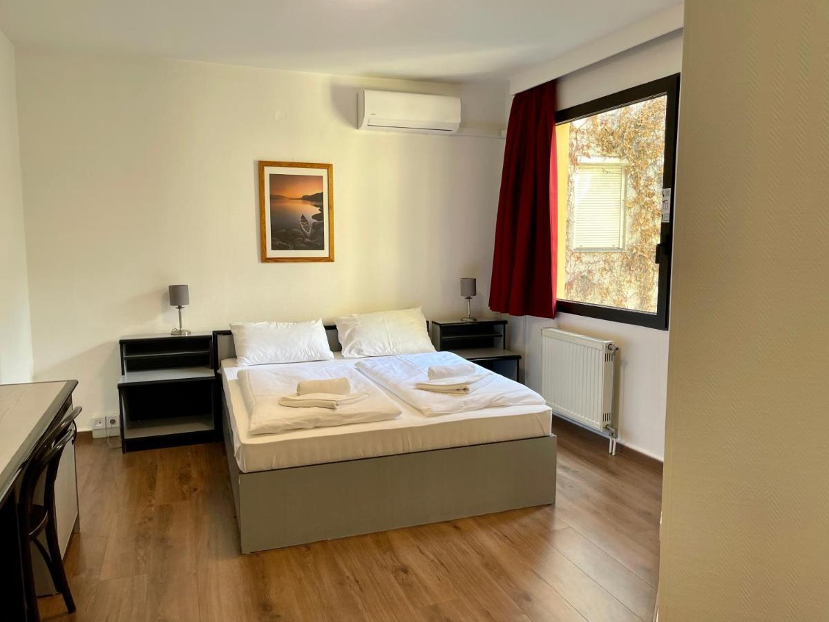 Double Room,1128154824:JPEG