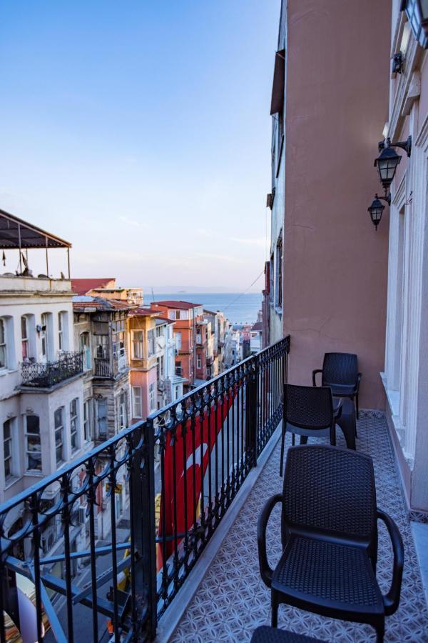 Quadruple Room with Balcony,1125713886:JPEG