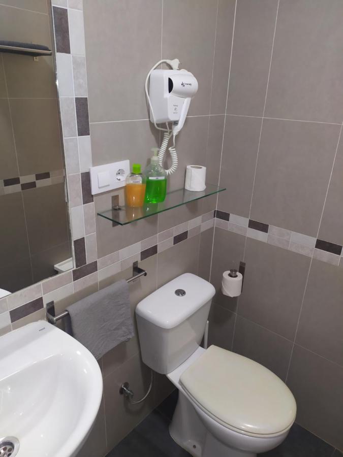 Camera Singola con Bagno Privato