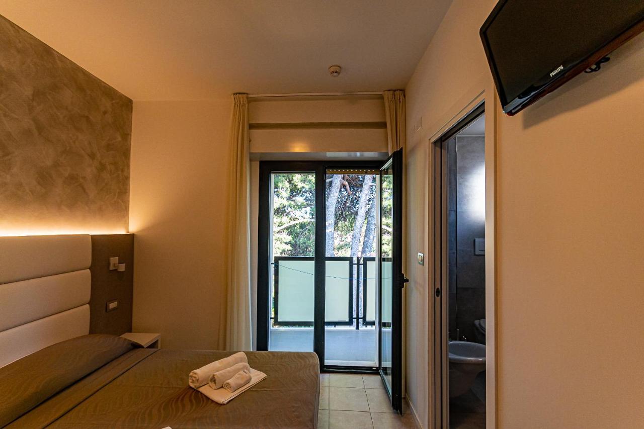 Deluxe Double or Twin Room Balcony