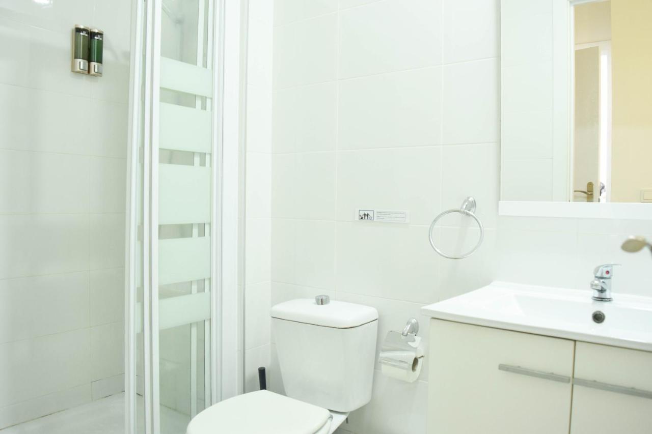 Budget Double Room,1128035520:JPEG