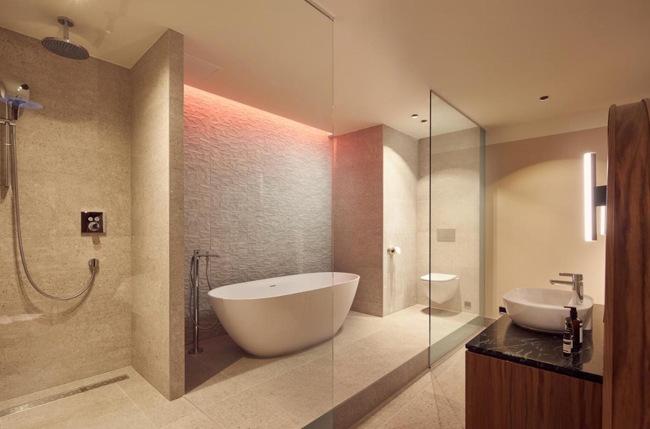 Junior Suite without window,1089881570:JPEG