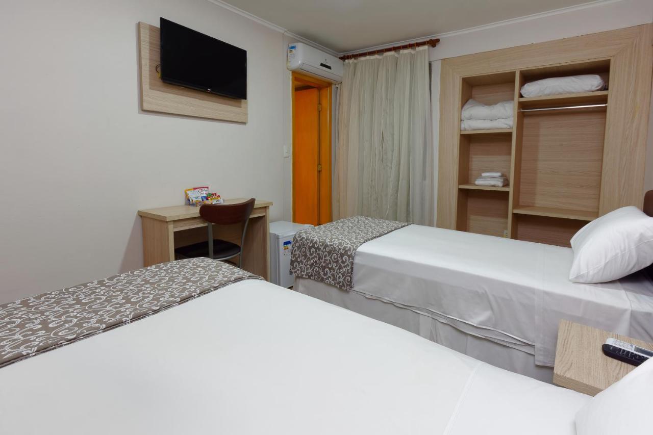 Twin Room,1129439658:JPEG