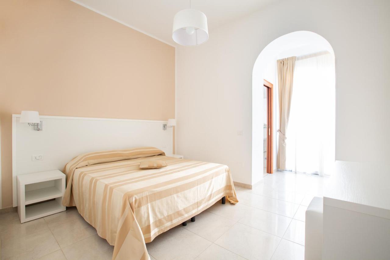 Double Room,1129751421:JPEG