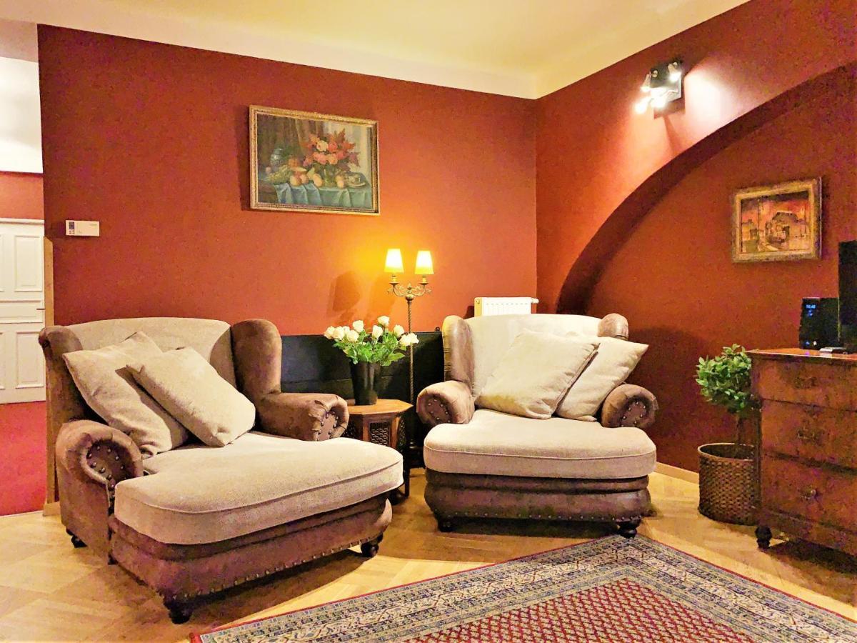 Suite Terrace,1101571836:JPEG