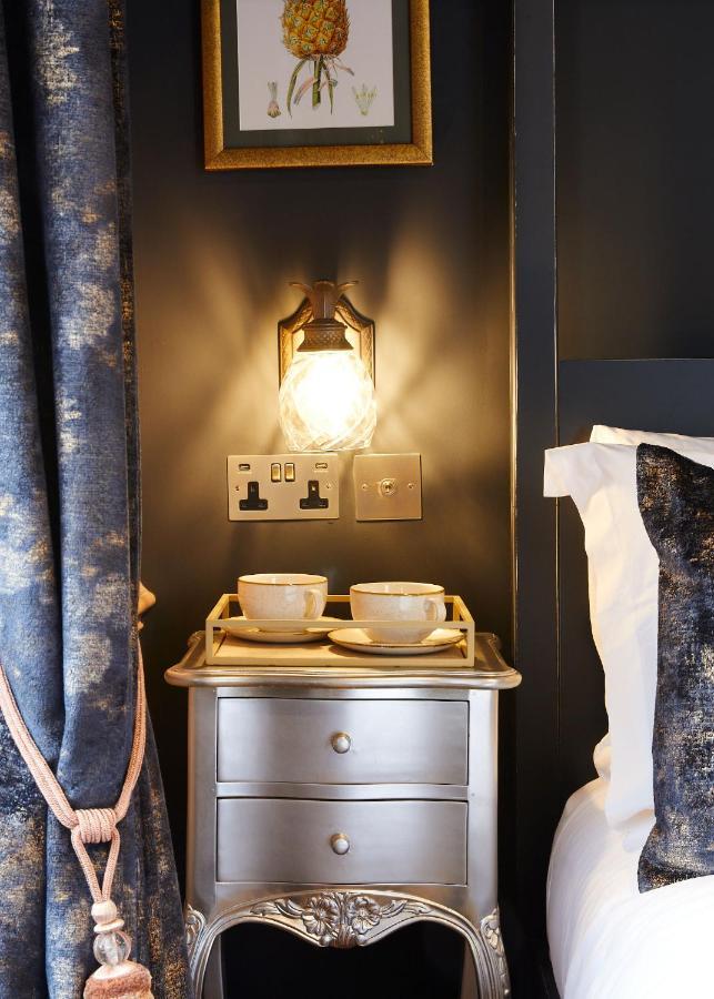 King Room - Four Poster