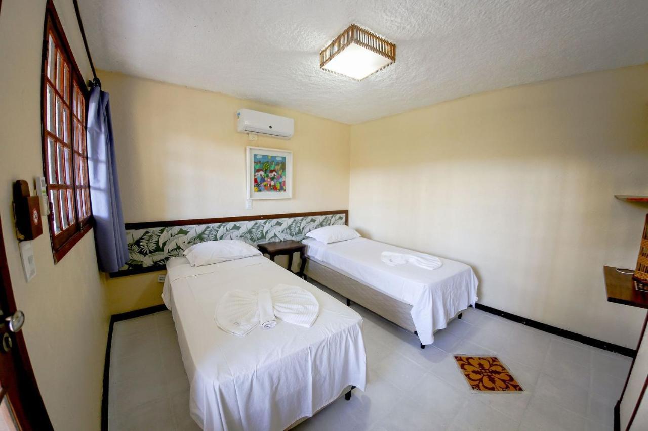 Quarto Duplo com Vista da Piscina