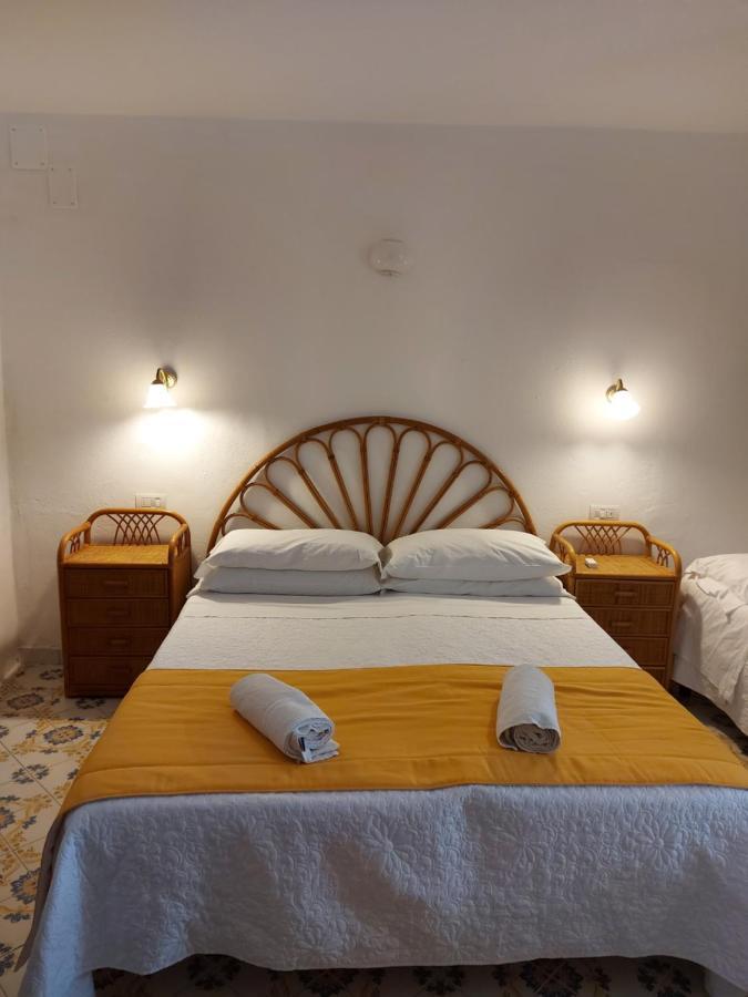 Economy Double Room,1243857604:JPEG