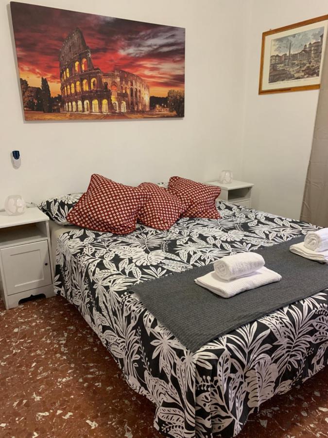 Quarto Duplo com Banheiro Compartilhado