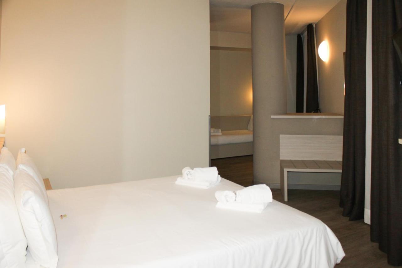 Triple Room,1136430994:JPEG