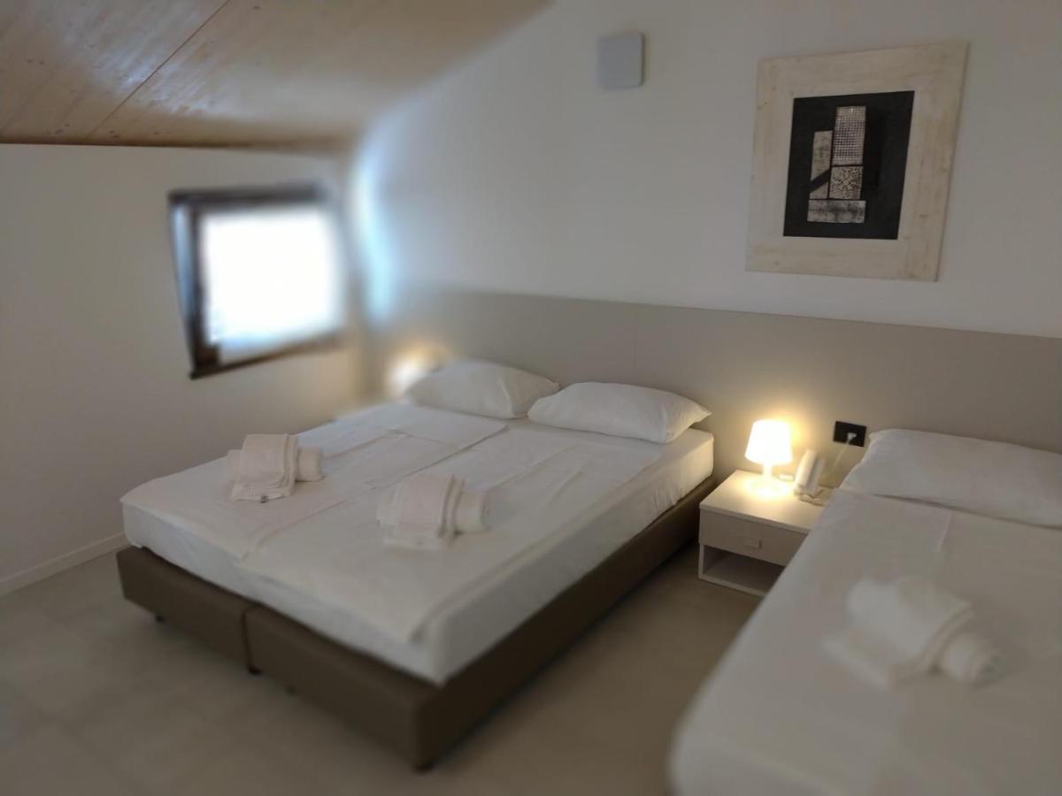Triple Room Private Bathroom