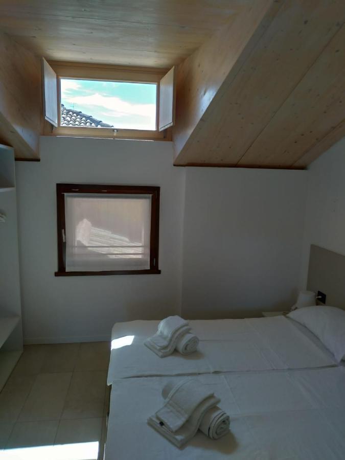 Double or Twin Room Private Bathroom