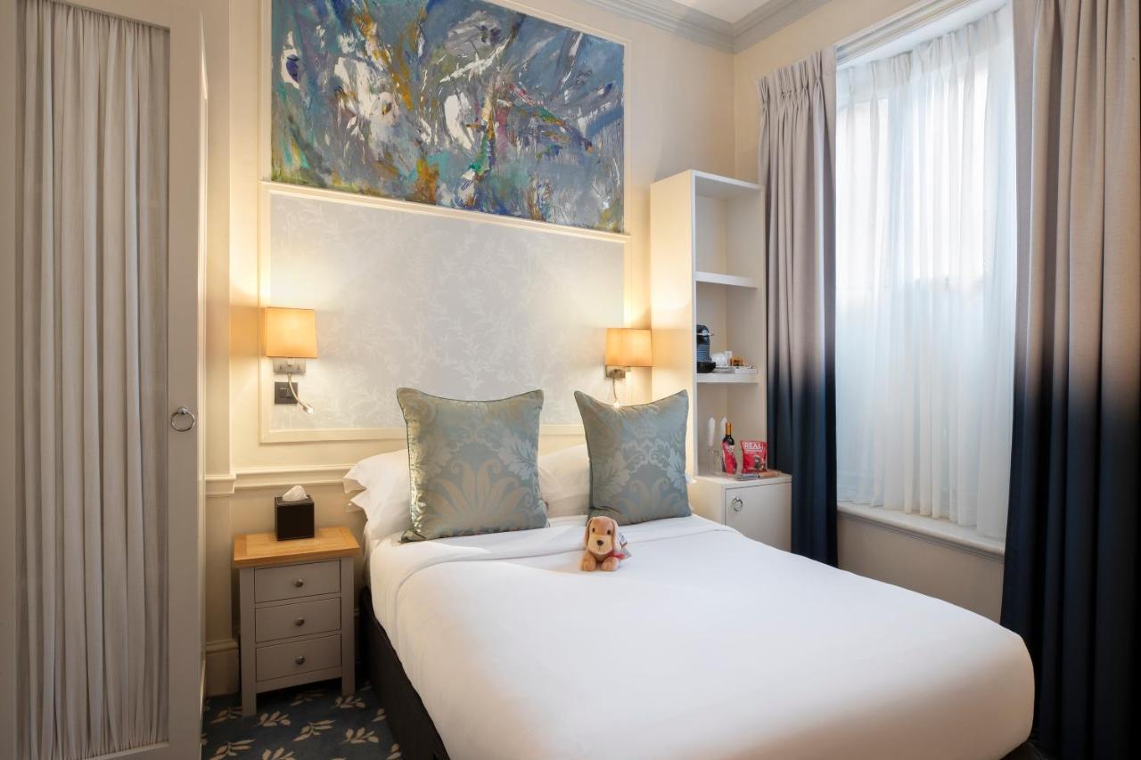 Small Double Room,1756397940:JPEG