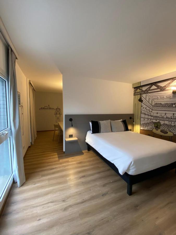 Standard Double Room,1136443438:JPEG
