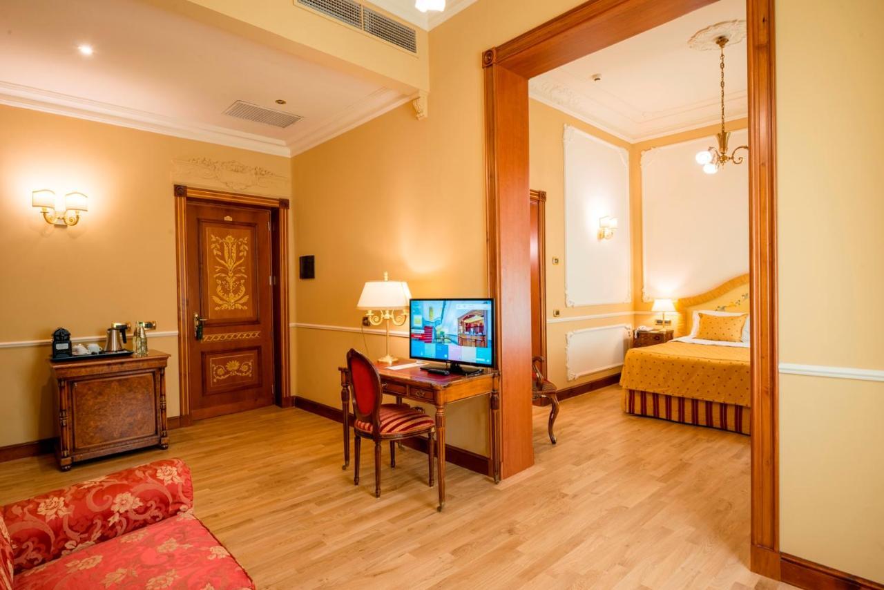 Junior Suite Balcony