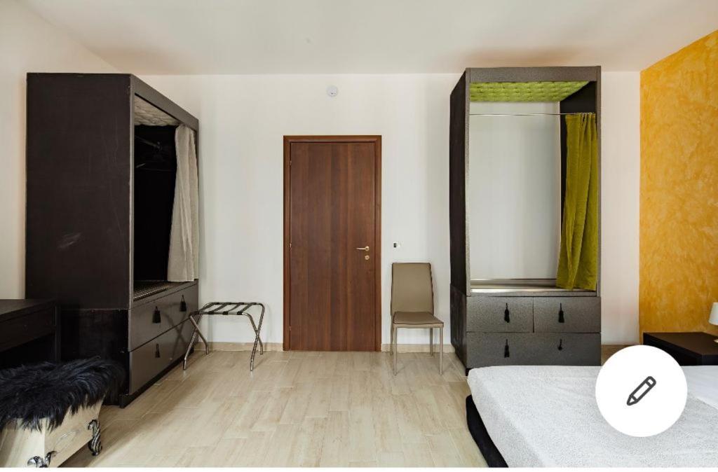 Habitación Triple con baño privado externo