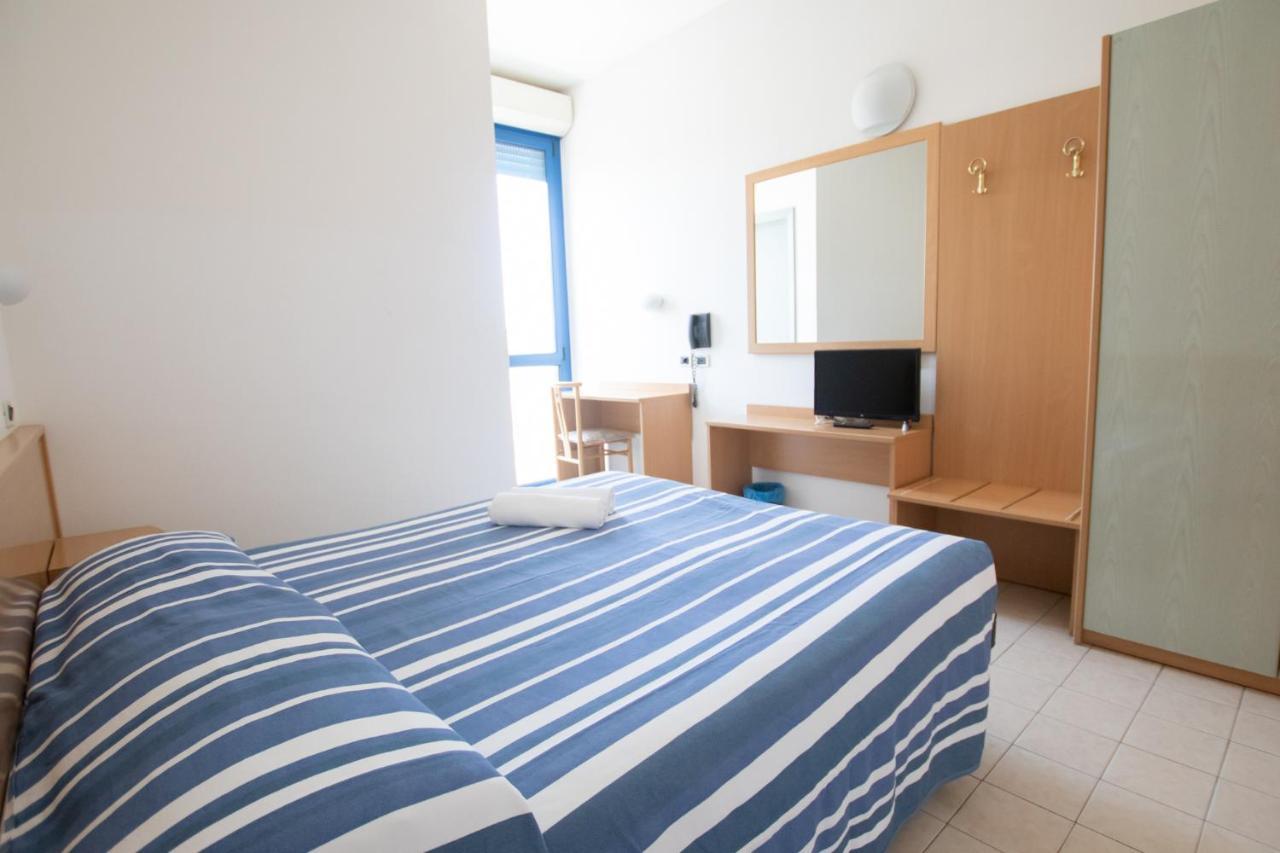 Economy Double or Twin Room No Box Doccia