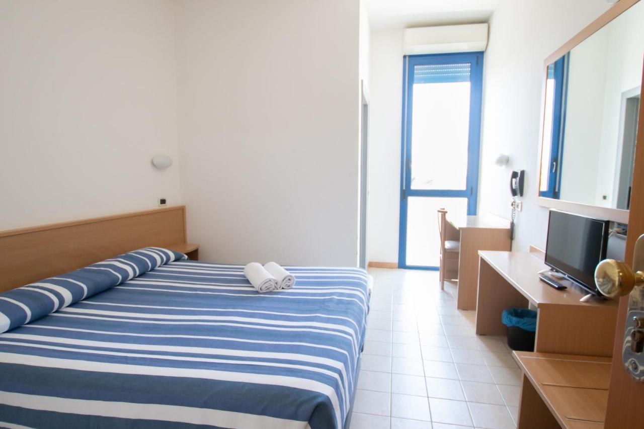Economy Double or Twin Room No Box Doccia