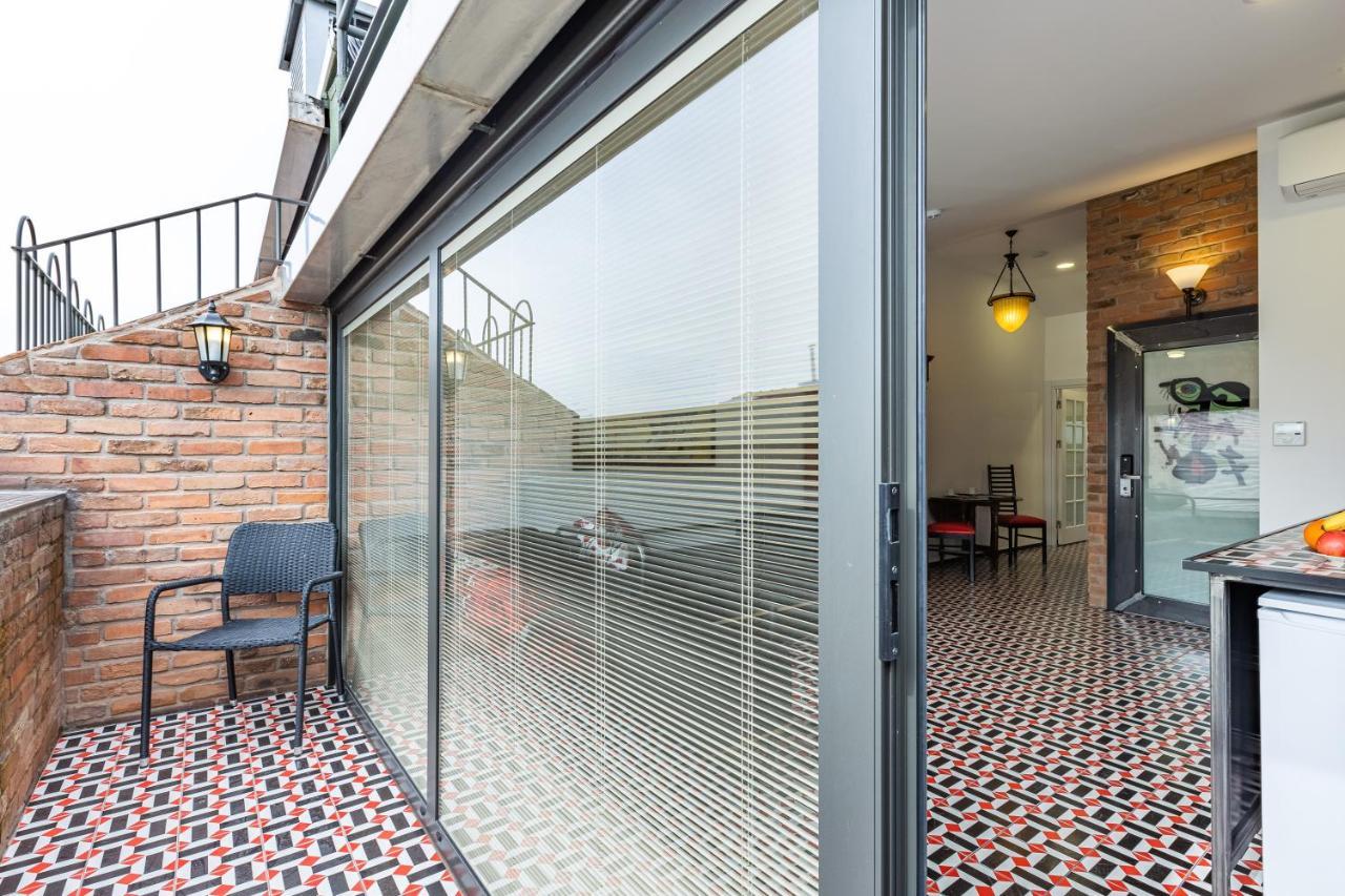 Penthouse Suite,1142629612:JPEG