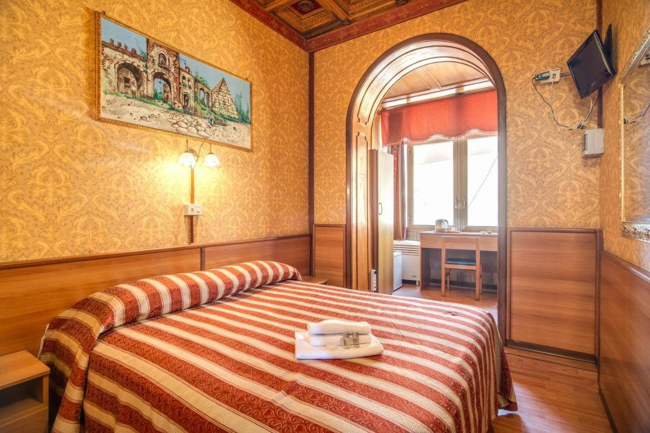 Single Room with Private Bathroom,1145641912:JPEG