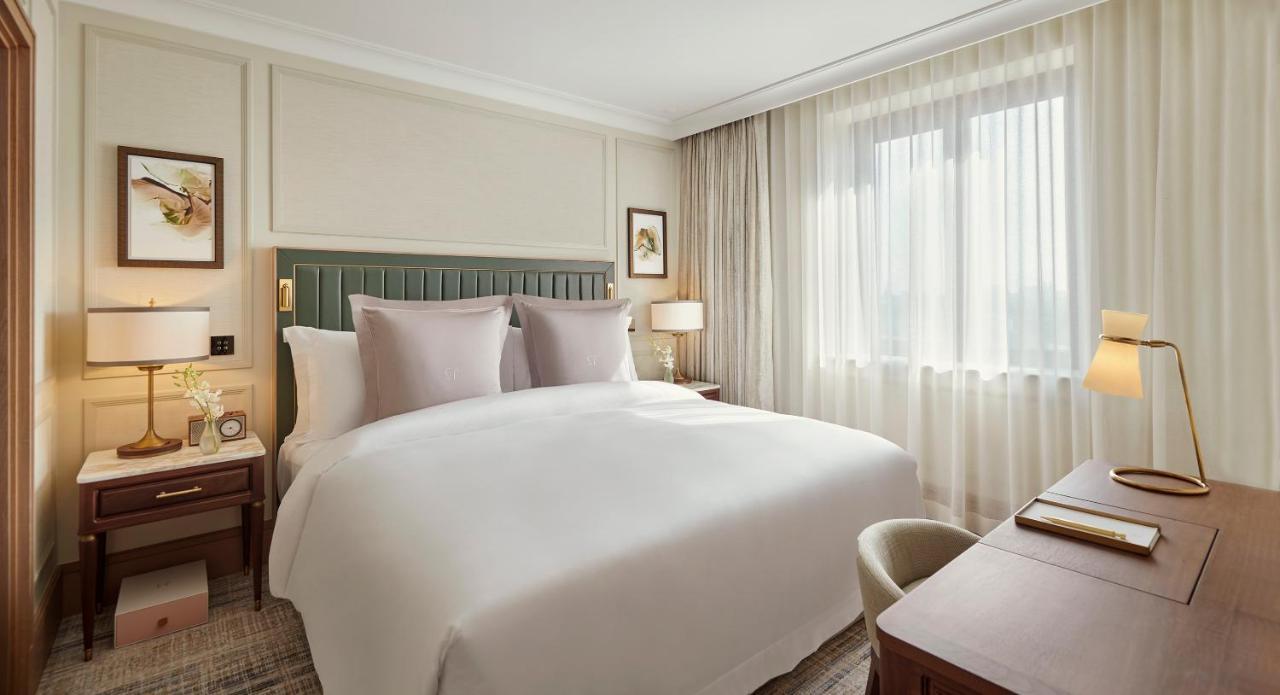 Executive Suite exclusive access to Cadogan private gardens,1146284872:JPEG