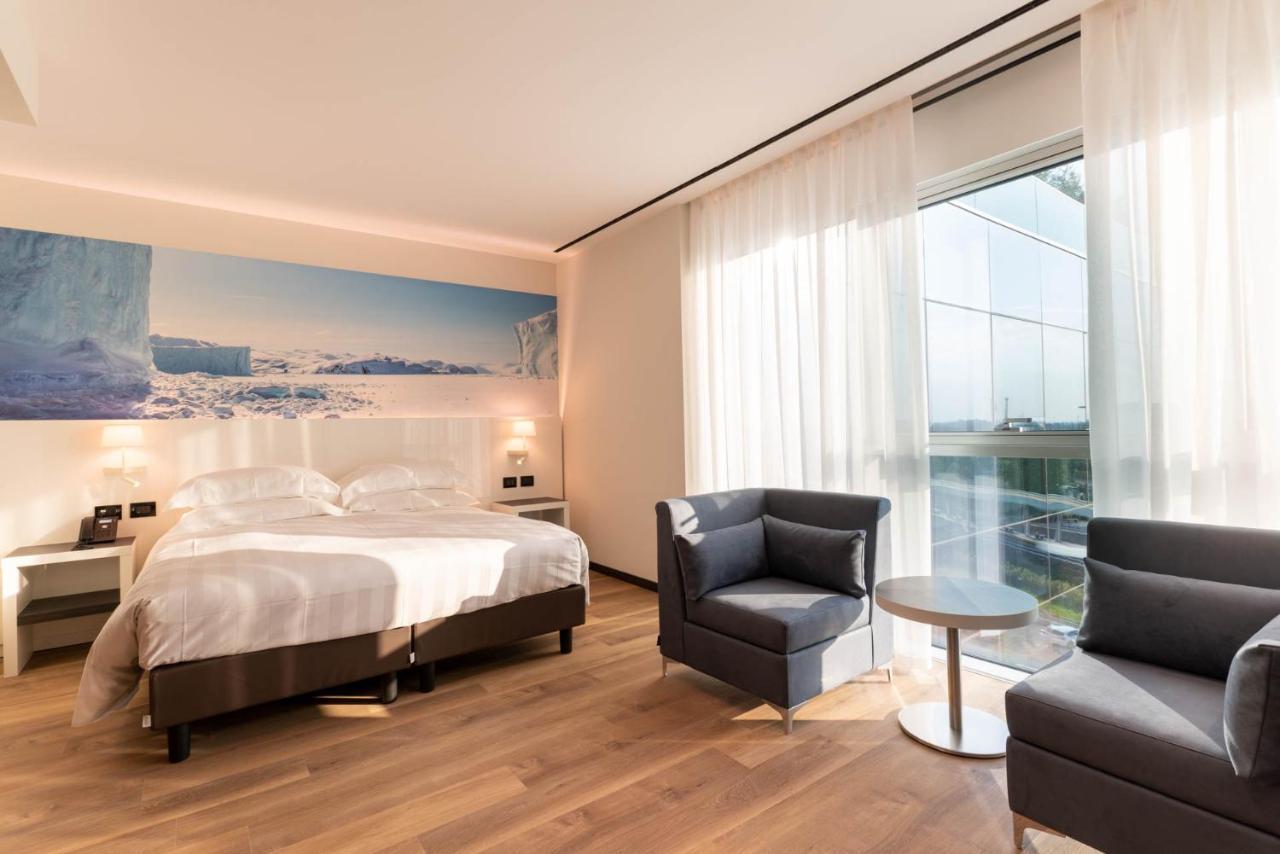 Junior Suite,1273394473:JPEG