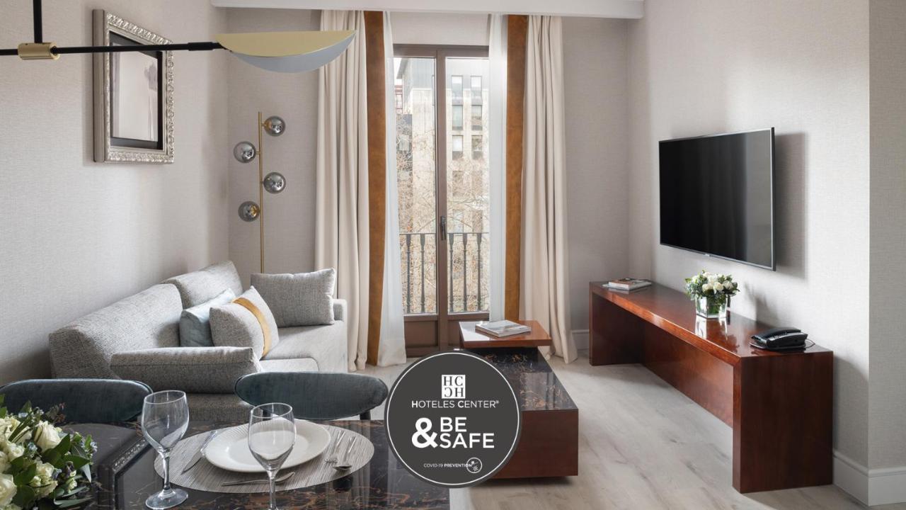 Two-Bedroom Apartment with City View,978944326:JPEG