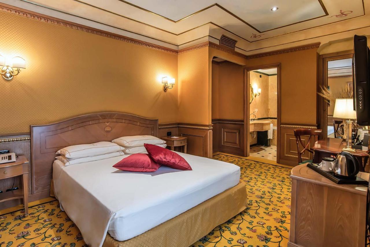 Deluxe Double or Twin Room,1149205297:JPEG