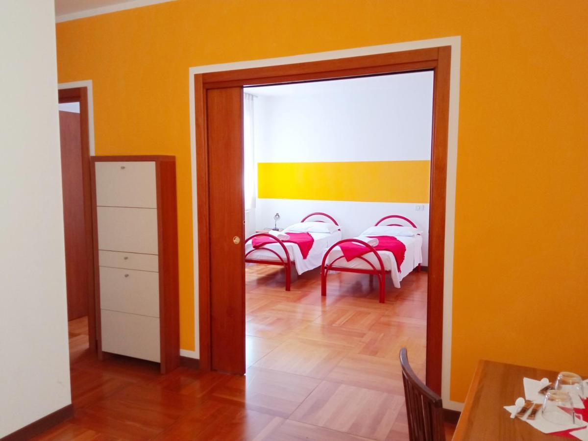 Large Family Room,1635262269:JPEG