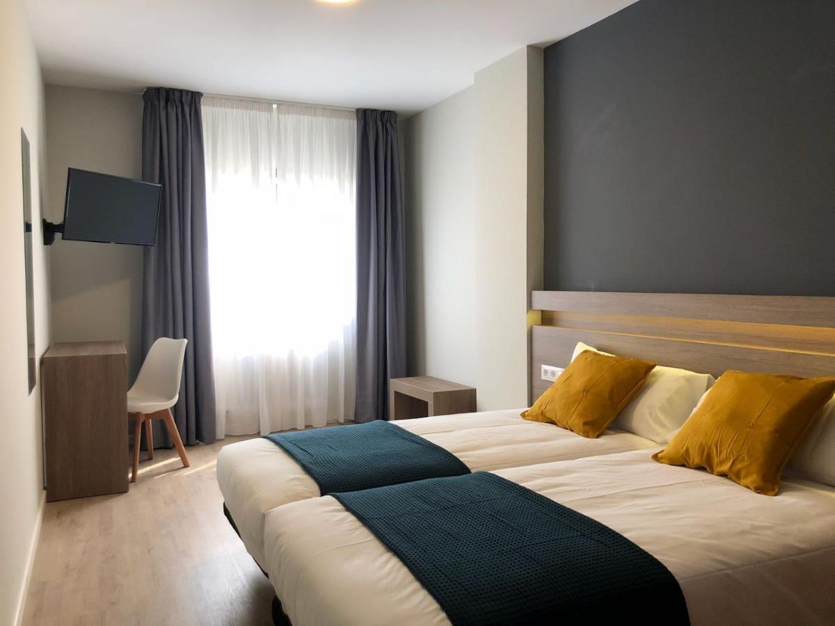 Standard Double or Twin Room,1238602243:JPEG
