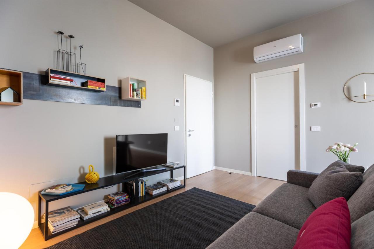 One-Bedroom Apartment,1152777687:JPEG