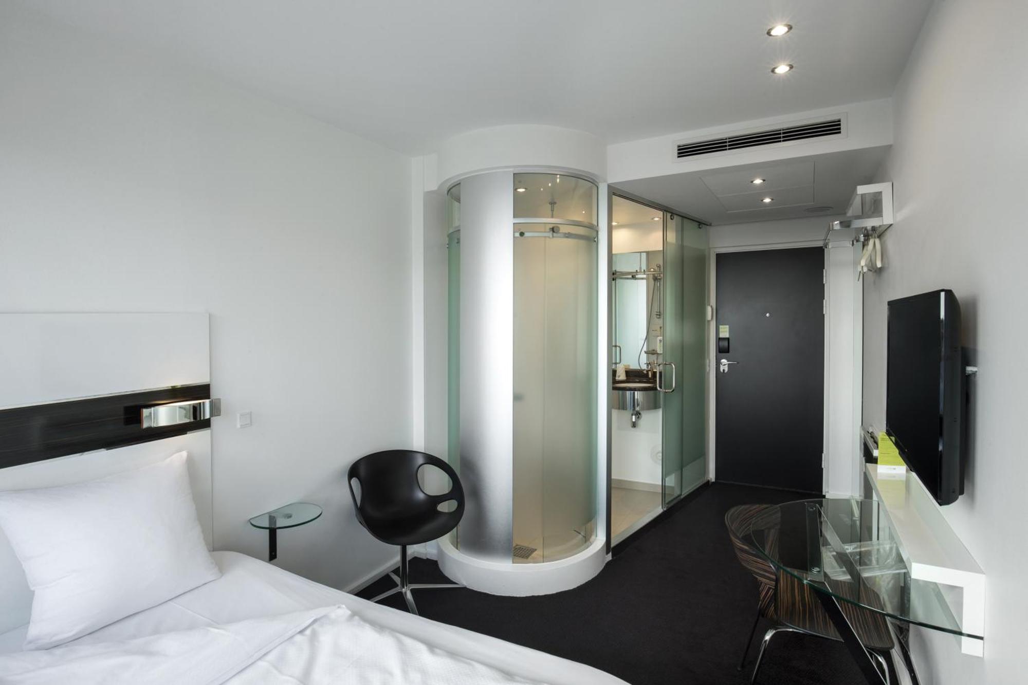 Standard Double Room,693541863:JPEG