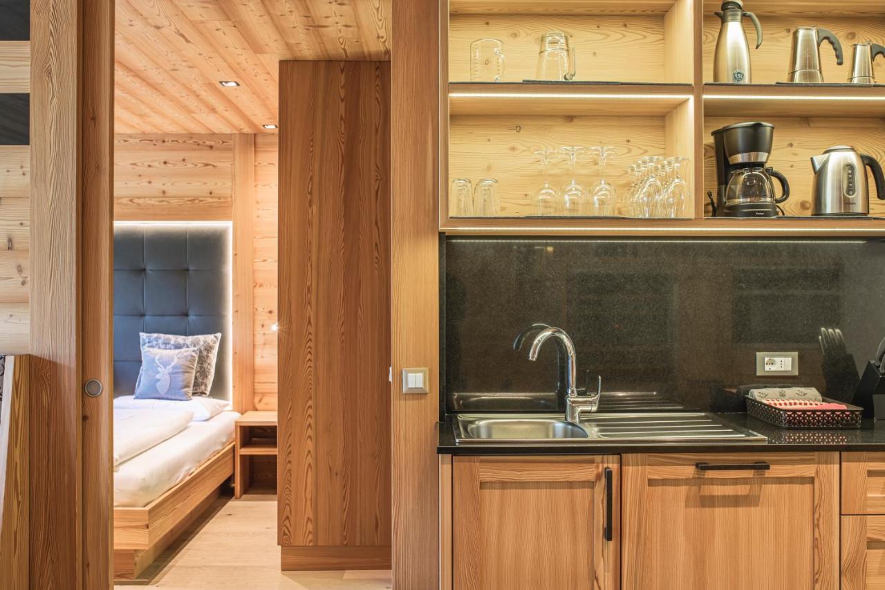 Deluxe Two-Bedroom Apartment