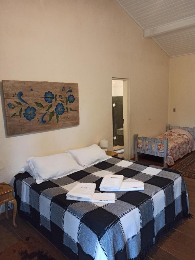 Family Room,1130387835:JPEG