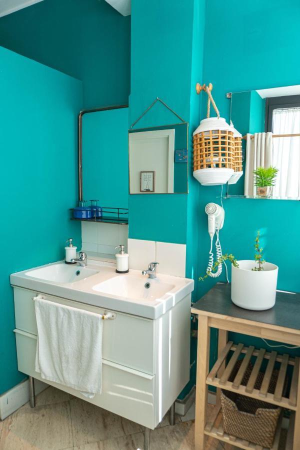 Bed in 6-Bed Dormitory Room with Shared Bathroom,1616428650:JPEG