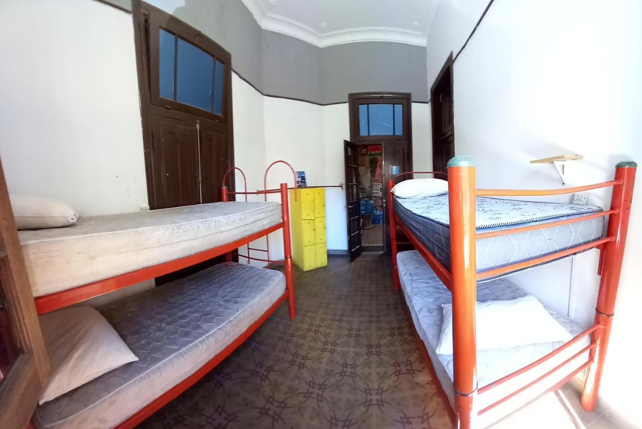 Mixed Dormitory Room,1739450938:JPEG