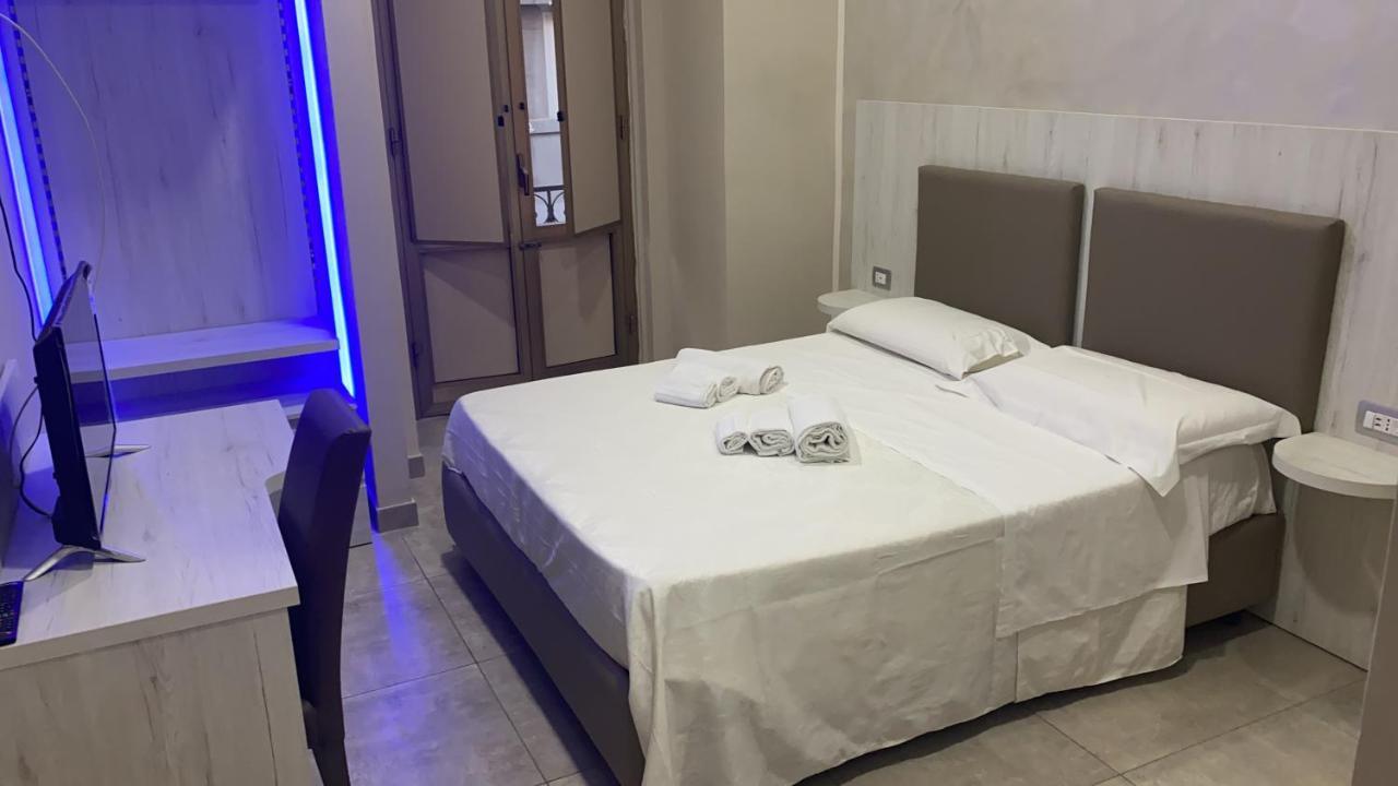 Double Room,1225854407:JPEG