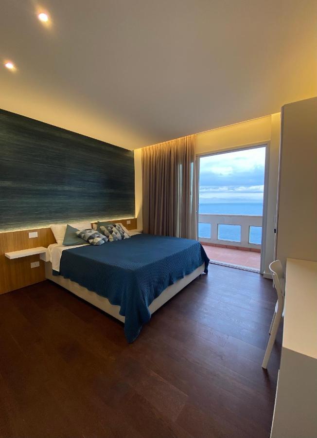 Deluxe Double Room Balcony Sea View