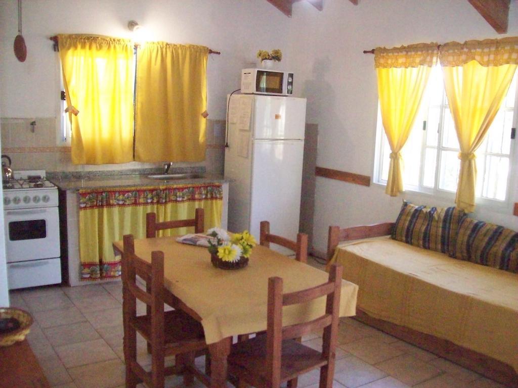 One-Bedroom Apartment,52148213:JPEG