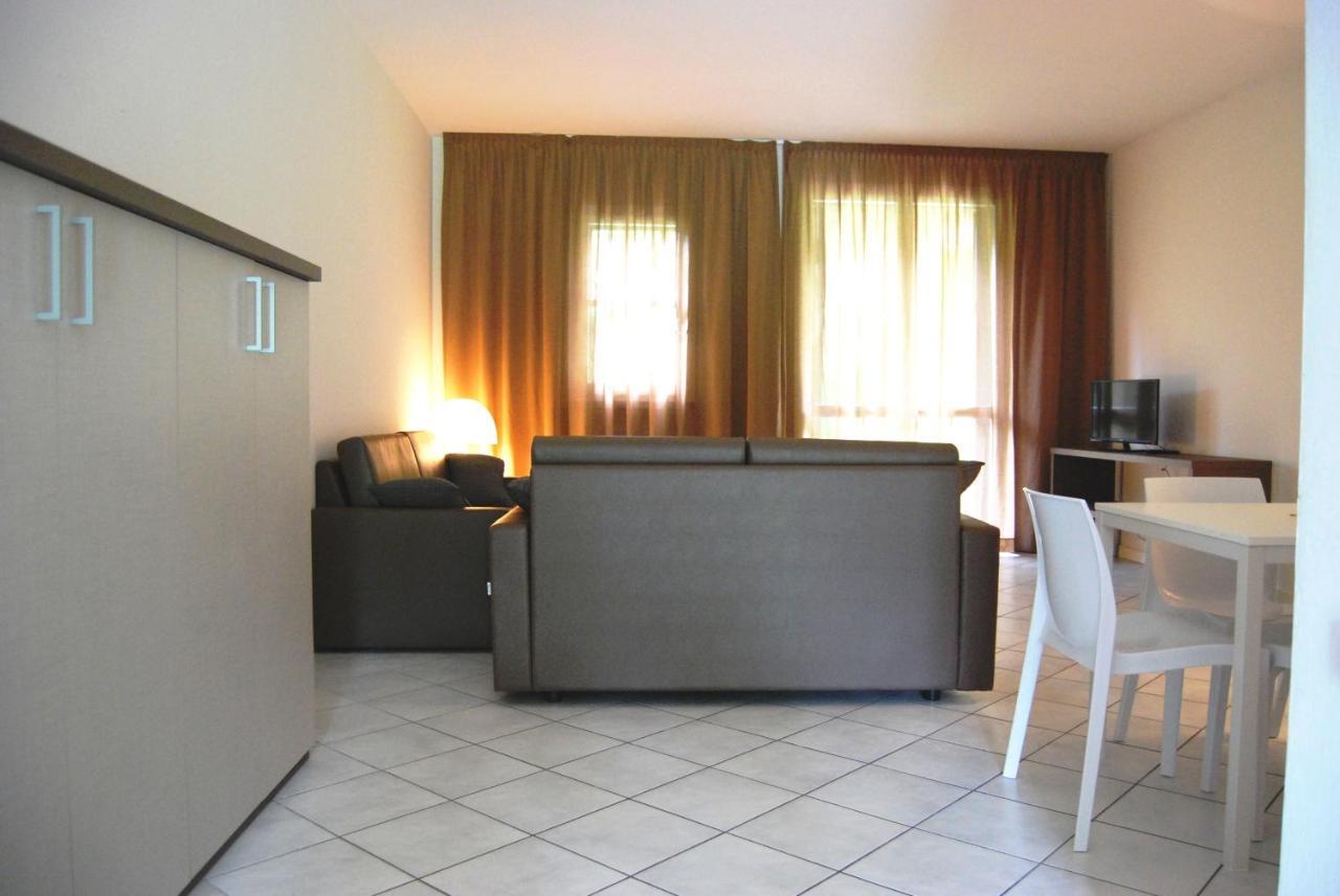 Two-Bedroom Apartment,33703087:JPEG