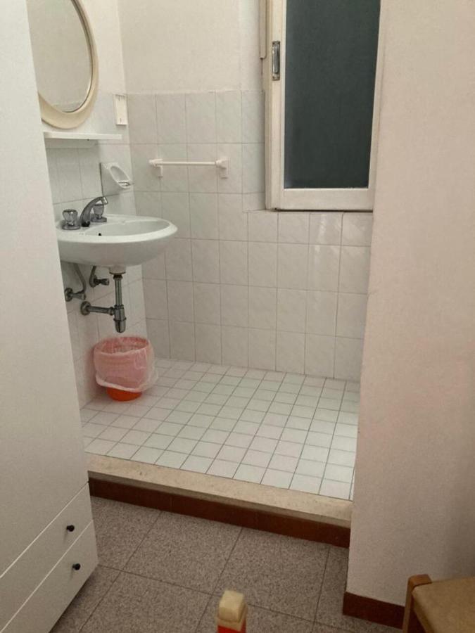 Single Room Private Bathroom