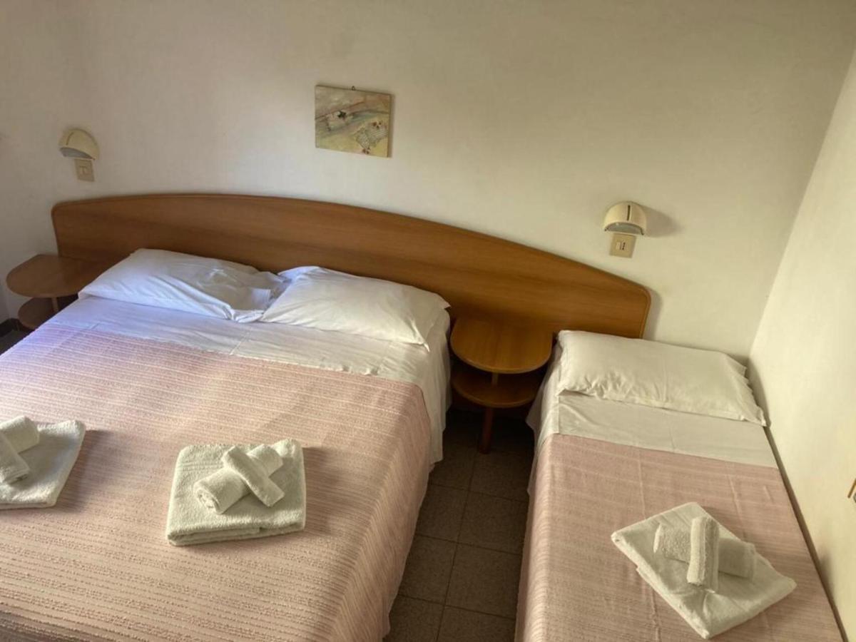 Triple Room Private Bathroom