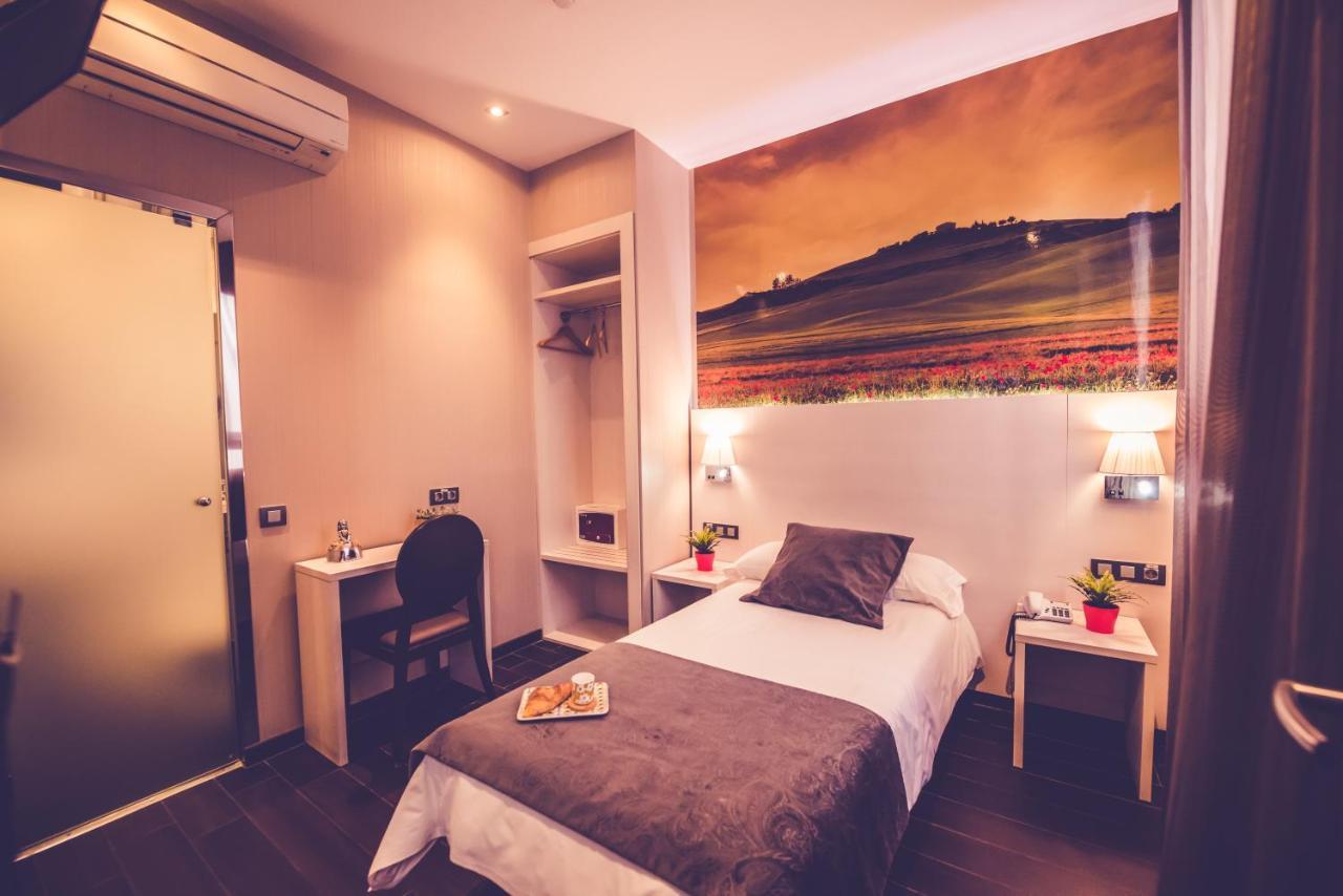 Single Room,1162379475:JPEG