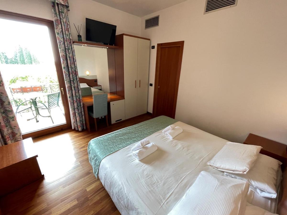 Double or Twin Room Balcony,1164483246:JPEG