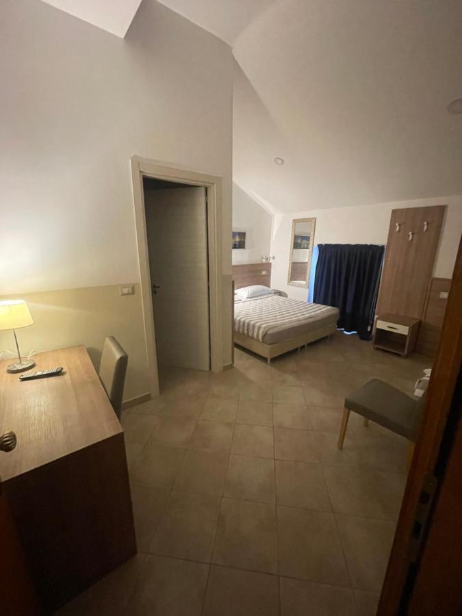 Classic Triple Room,1165576722:JPEG