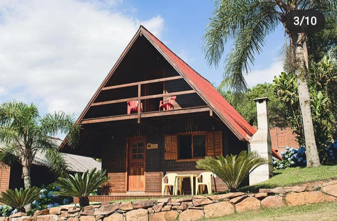 Superior Chalet,398991186:JPEG